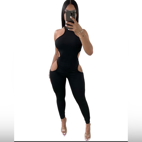 Black jumpsuit - Picture 1 of 2